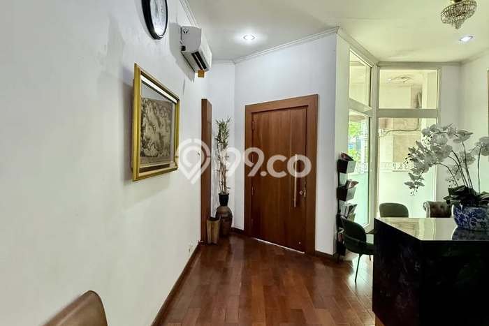 Ruko Dijual di Prime Area Jakarta Selatan Luas 365m2 Ruko Dijual di Prime Area Jakarta Selatan Luas 365m2