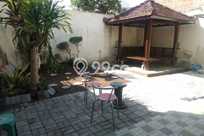 Lokasi terbaik! Rumah siap huni dikontrakkan di Ngaglik LB 130m2 Lokasi terbaik! Rumah siap huni dikontrakkan di Ngaglik LB 130m2