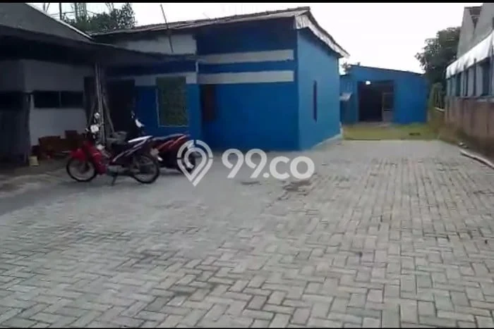Unit Gudang Paling Strategis di Kotagede Yogyakarta dengan LB 1500m2 Unit Gudang Paling Strategis di Kotagede Yogyakarta dengan LB 1500m2