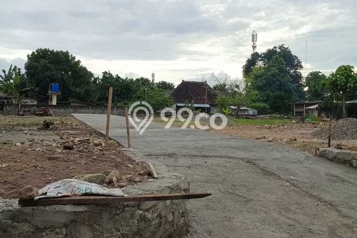 Tanah Lokasi Strategis Kawasan Kotagede, Luas 99m², Cocok untuk Investasi Tanah Lokasi Strategis Kawasan Kotagede, Luas 99m², Cocok untuk Investasi