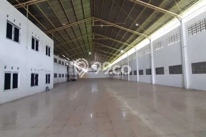 Unit Gudang Disewa Lokasi Sleman, Sleman Spesifikasi Luas Bangunan 1296m2 Unit Gudang Disewa Lokasi Sleman, Sleman Spesifikasi Luas Bangunan 1296m2