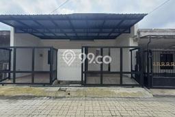 Rumah Luas Asri 3 KT Siap Pakai di Gununganyar Surabaya Rumah Luas Asri 3 KT Siap Pakai di Gununganyar Surabaya