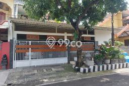 Rumah Strategis Minimalis Lb 340m2 di Rungkut, Surabaya Rumah Strategis Minimalis Lb 340m2 di Rungkut, Surabaya