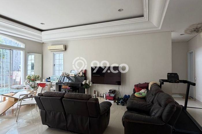 Siap Huni Rumah Mewah 4 Kamar di BSD Dekat ke Mana Pun Siap Huni Rumah Mewah 4 Kamar di BSD Dekat ke Mana Pun