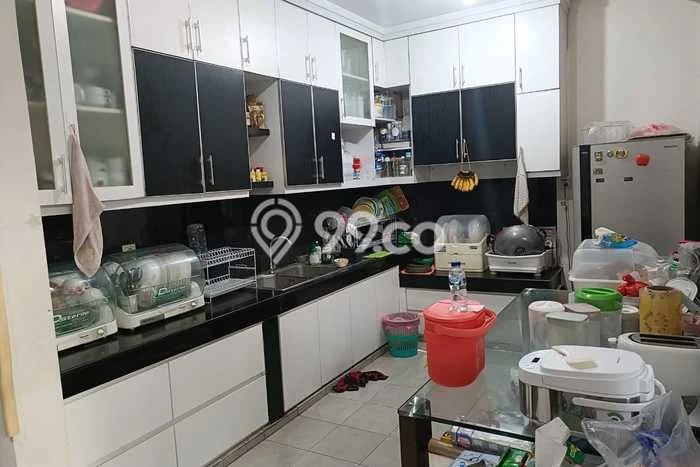 Dijual Rumah Mewah Elegan Dengan View Cantik di Alam Sutera, Tangerang Dijual Rumah Mewah Elegan Dengan View Cantik di Alam Sutera, Tangerang