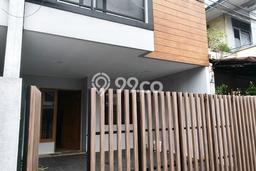 Siap Huni Hunian Elit 3 Kamar di Tebet Dekat ke Mana Pun Siap Huni Hunian Elit 3 Kamar di Tebet Dekat ke Mana Pun