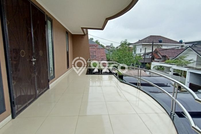 Rumah Elit Modern Siap Huni di Kalimalang Jakarta Timur Rumah Elit Modern Siap Huni di Kalimalang Jakarta Timur