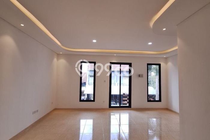 Rumah Eksklusif Siap Huni di Tangerang Fasilitas Lengkap Rumah Eksklusif Siap Huni di Tangerang Fasilitas Lengkap