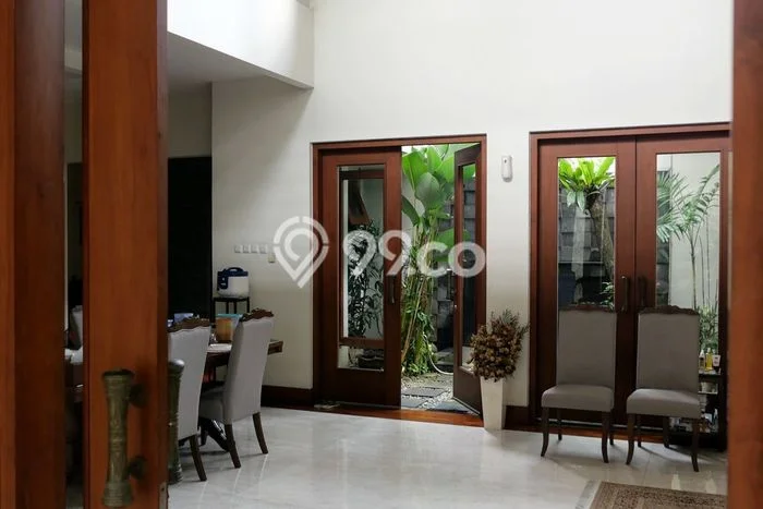 Disewakan Rumah Konsep Minimalis di Cipete Jakarta Selatan dengan 5 Kamar Disewakan Rumah Konsep Minimalis di Cipete Jakarta Selatan dengan 5 Kamar