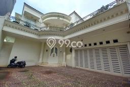 Disewakan Cepat Rumah Kondisi Baik di Area Kemang, Jakarta Selatan Disewakan Cepat Rumah Kondisi Baik di Area Kemang, Jakarta Selatan