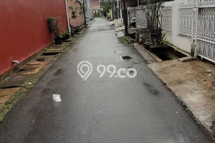 Dijual Rumah 3 Kamar Lokasi Ideal Nyaman dan Strategis di Duren Sawit Dijual Rumah 3 Kamar Lokasi Ideal Nyaman dan Strategis di Duren Sawit