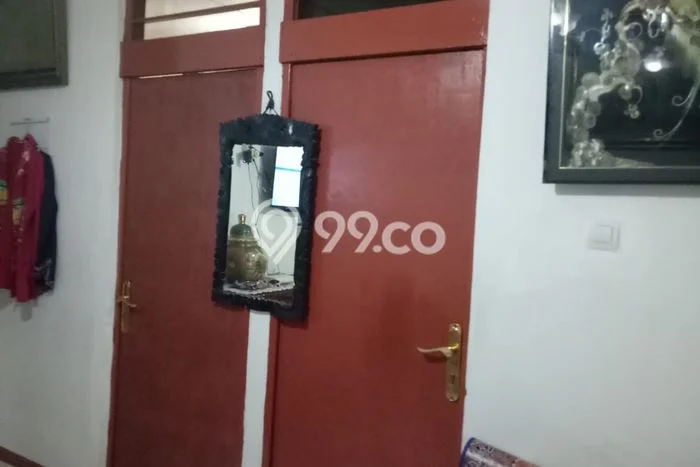 Dijual Rumah Mewah Elegan Dengan View Eksklusif di Klender, Jakarta Timur Dijual Rumah Mewah Elegan Dengan View Eksklusif di Klender, Jakarta Timur