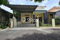 Dijual Hunian Rumah Terawat 2 KT di Rangkapanjaya, Depok Dijual Hunian Rumah Terawat 2 KT di Rangkapanjaya, Depok