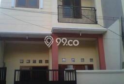 HOT PROPERTY! Rumah Strategis area Bekasi, Luas 60m² LB 100m² HOT PROPERTY! Rumah Strategis area Bekasi, Luas 60m² LB 100m²
