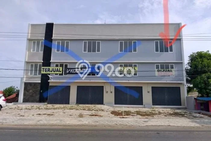 KAWASAN PREMIUM! Ruko di Pati Kota, Luas 172m², Jalan Strategis KAWASAN PREMIUM! Ruko di Pati Kota, Luas 172m², Jalan Strategis