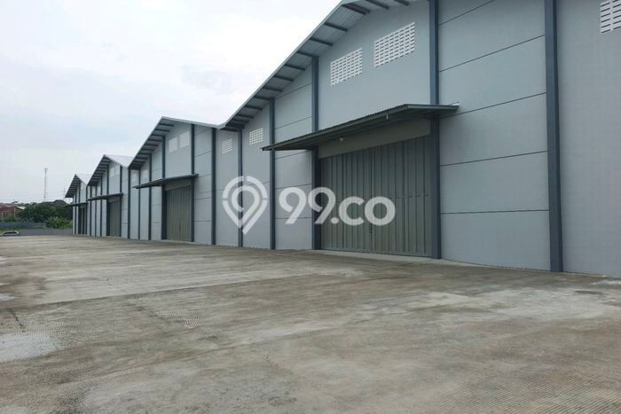 Disewakan Gudang komersial di Semarang Barat luas bangunan 3600m2 Disewakan Gudang komersial di Semarang Barat luas bangunan 3600m2