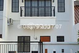 Rumah Modern 3 KT di BSD Tangerang Rumah Modern 3 KT di BSD Tangerang