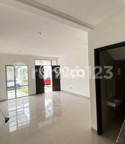 Dijual Rumah Mewah Elegan Dengan View Cantik di Pantai Indah Kapuk 2, Jakarta Utara Dijual Rumah Mewah Elegan Dengan View Cantik di Pantai Indah Kapuk 2, Jakarta Utara