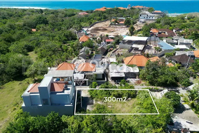 Tanah Dijual Lokasi Strategis di Badung dengan Luas 300m2 Tanah Dijual Lokasi Strategis di Badung dengan Luas 300m2