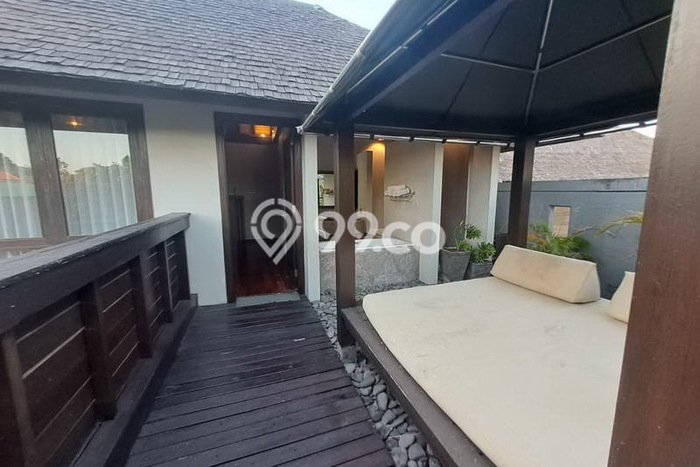 Bisnis Potensial! Vila di , Area 332m2m², Dekat ke Pusat Kota Bisnis Potensial! Vila di , Area 332m2m², Dekat ke Pusat Kota