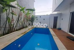 For Sale! Vila Kawasan , Luas 180m2m², Posisi Premium For Sale! Vila Kawasan , Luas 180m2m², Posisi Premium