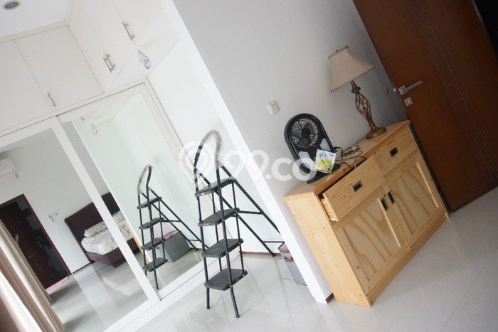 Jual Rumah Eksklusif 5 KT di Gading Serpong, Tangerang Jual Rumah Eksklusif 5 KT di Gading Serpong, Tangerang