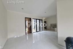 Rumah Strategis Minimalis Lb 134m2 di Cikupa, Tangerang Rumah Strategis Minimalis Lb 134m2 di Cikupa, Tangerang