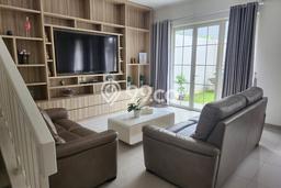 Jual Rumah Mewah Elegan Dengan View Eksklusif di Suvarna Sutera, Tangerang Jual Rumah Mewah Elegan Dengan View Eksklusif di Suvarna Sutera, Tangerang