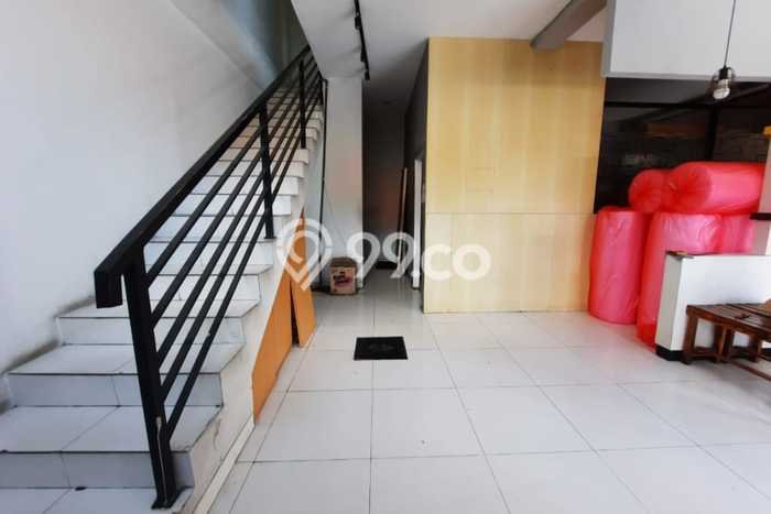 Ruko 2 Lantai Hook Putra Agung Wetan Ruko 2 Lantai Hook Putra Agung Wetan