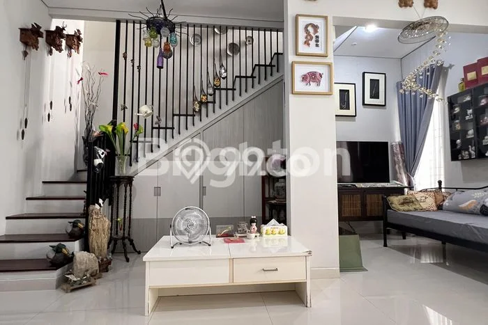 Hunian Cantik Modern Lb 130m2 di Kenjeran, Surabaya Hunian Cantik Modern Lb 130m2 di Kenjeran, Surabaya