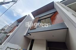 Rumah Modern 3 Kamar LT 82m2 di Mulyosari Rumah Modern 3 Kamar LT 82m2 di Mulyosari