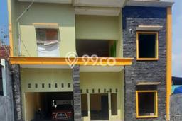 Rumah Modern di Kedungmundu, Semarang, Luas 247m² Bangunan 100m² Rumah Modern di Kedungmundu, Semarang, Luas 247m² Bangunan 100m²