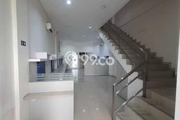 For Rent Ruko Kawasan Semarang Tengah, Luas 300m², Area Berkembang For Rent Ruko Kawasan Semarang Tengah, Luas 300m², Area Berkembang