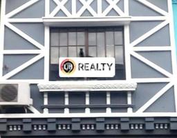 Disewakan Ruko di Kawasan Ramai Cibubur Luas 113m2 Disewakan Ruko di Kawasan Ramai Cibubur Luas 113m2