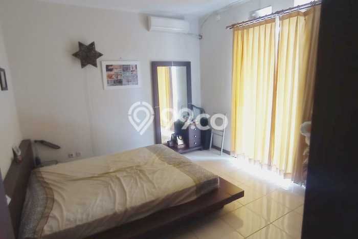 Rumah Elit Modern Tanpa Renovasi di Kota Baru Parahyangan Bandung Rumah Elit Modern Tanpa Renovasi di Kota Baru Parahyangan Bandung