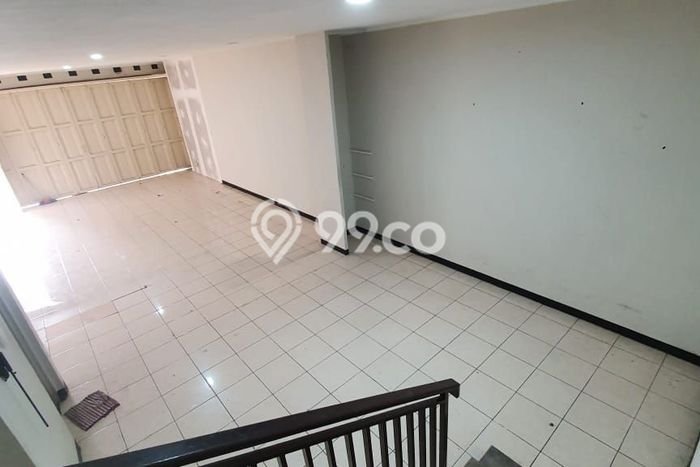 For Rent Ruko Premium Kawasan Peta, Luas 200m², Area Ramai For Rent Ruko Premium Kawasan Peta, Luas 200m², Area Ramai