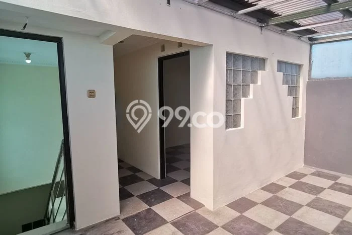 Unit Ruko Dijual di Bandung LT 123m2 & LB 220m2 Unit Ruko Dijual di Bandung LT 123m2 & LB 220m2