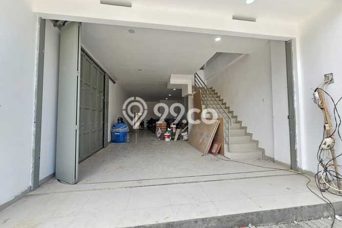 Ruko Disewa di Cihampelas, Bandung Barat, LT 159m2 / LB 360m2 Ruko Disewa di Cihampelas, Bandung Barat, LT 159m2 / LB 360m2