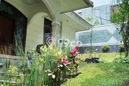 For Sale! Luxury House LT 490m2 Desain Modern di Setra Murni For Sale! Luxury House LT 490m2 Desain Modern di Setra Murni