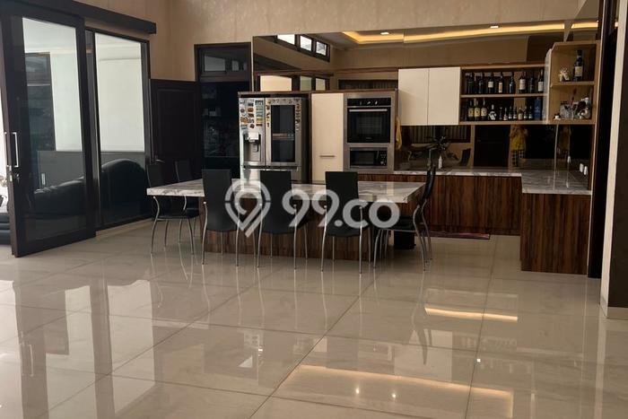 Jual Rumah Mewah Megah Dengan View Eksklusif di Soekarno Hatta, Bandung Jual Rumah Mewah Megah Dengan View Eksklusif di Soekarno Hatta, Bandung