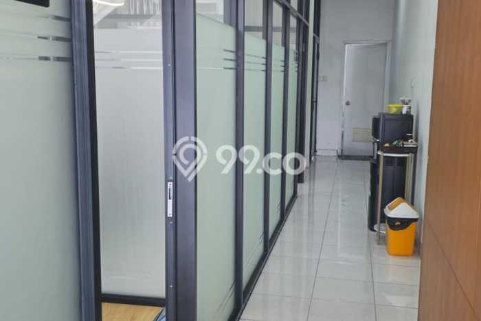 Unit Ruko Dijual di Bandung LT 80m2 & LB 216m2 Unit Ruko Dijual di Bandung LT 80m2 & LB 216m2