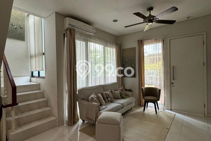 Rumah Modern 2 KT di BSD Tangerang Semi Furnished Rumah Modern 2 KT di BSD Tangerang Semi Furnished