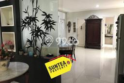 Rumah Elit LB 245m2 Siap Pakai Desain Elegan di Bintaro, Tangerang Selatan Rumah Elit LB 245m2 Siap Pakai Desain Elegan di Bintaro, Tangerang Selatan
