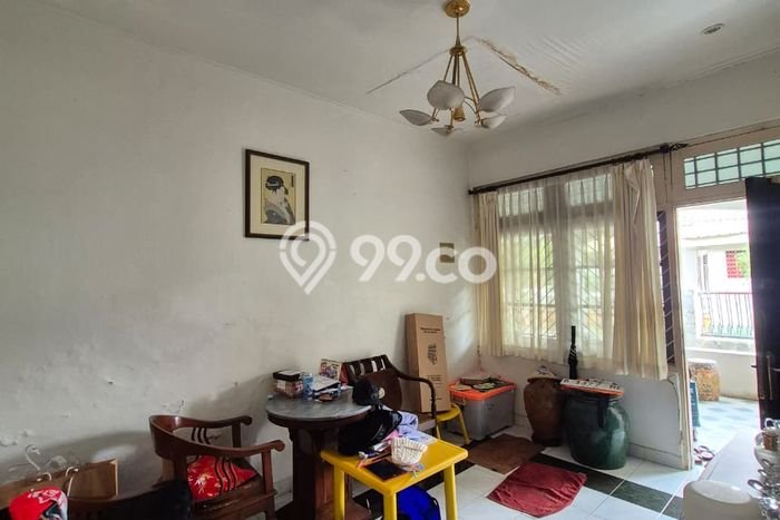 Rumah Elit Modern Tanpa Renovasi di Praja Dalam Jakarta Selatan Rumah Elit Modern Tanpa Renovasi di Praja Dalam Jakarta Selatan