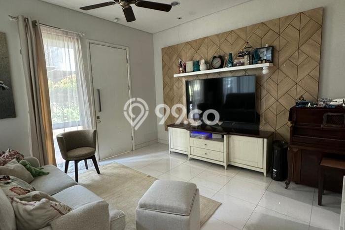 Rumah Modern 2 KT di BSD Tangerang Semi Furnished Rumah Modern 2 KT di BSD Tangerang Semi Furnished