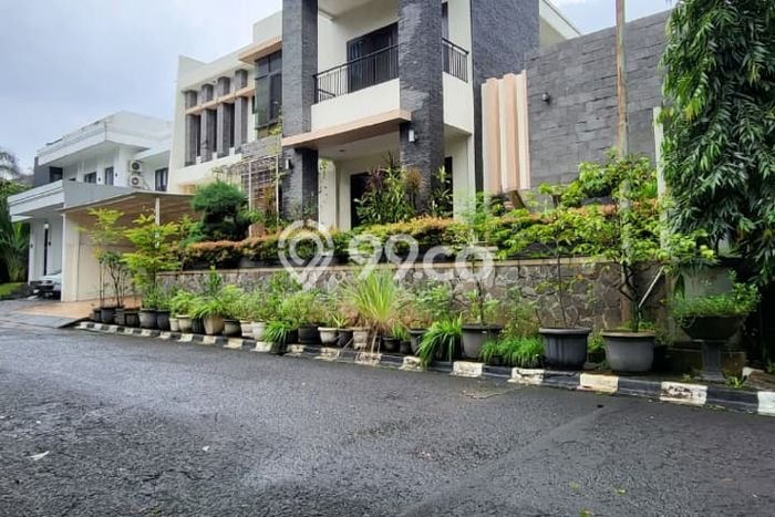 Rumah Luxury Modern Siap Huni di Bintaro Tangerang Selatan Rumah Luxury Modern Siap Huni di Bintaro Tangerang Selatan