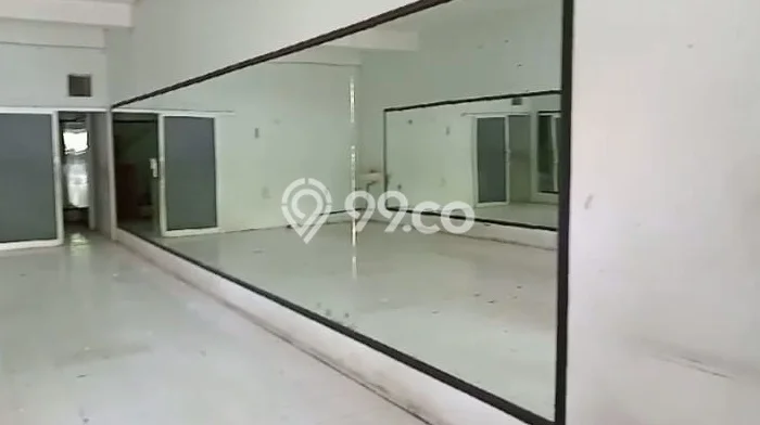 Disewakan Ruko di Pusat Kota Bandung Ramai Strategis Disewakan Ruko di Pusat Kota Bandung Ramai Strategis