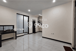 Disewakan Rumah Murah di Taman Kopo Indah Bandung dengan 3 Kamar Tidur Disewakan Rumah Murah di Taman Kopo Indah Bandung dengan 3 Kamar Tidur