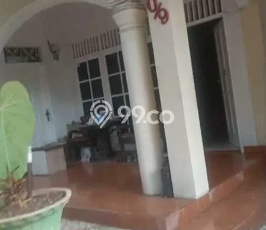 Rumah Mewah LB 200m2 Siap Pakai Desain Elegan di Pondok Kelapa, Jakarta Timur Rumah Mewah LB 200m2 Siap Pakai Desain Elegan di Pondok Kelapa, Jakarta Timur