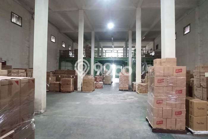Unit Gudang Disewakan di Daan Mogot di Area Ramai & Strategis Unit Gudang Disewakan di Daan Mogot di Area Ramai & Strategis